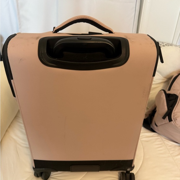 Calpak luggage Carry on used less than 5 times. Rose quartz. - Picture 2 of 8